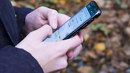 Si spaccia per la ex sui social e invia foto hot. Al via il processo
