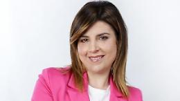 Cimitero e cura degli eventi. Luana Zili rinuncia alle deleghe