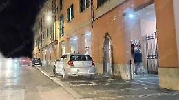 Sosta selvaggia sul marciapiede. Caparrelli chiede di intervenire