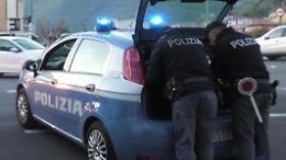 Spaccio di droga: un giovane arrestato e cinque denunciati