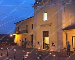 Ladri in chiesa al Giglio. Rubati i soldi delle offerte