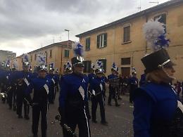 Maschere, coriandoli, musica e tanti bambini: con il Carnevale del Liri in città esplode la festa