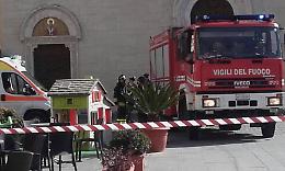 Risolto il mistero del pacco bomba: ecco cosa c'era dentro la valigetta lasciata in chiesa