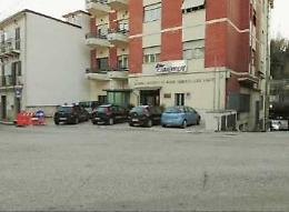 Eredità contesa e sangue: accoltella il fratello per avere la casa paterna