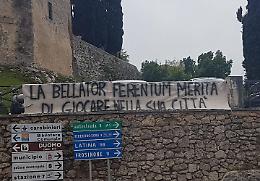 La Bellator Ferentum merita di giocare nella sua città. Uno striscione a Collepero