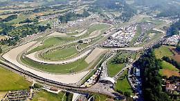 Muore sulla pista del Mugello mentre prova la sua Ducati: indagini sulle cause del decesso