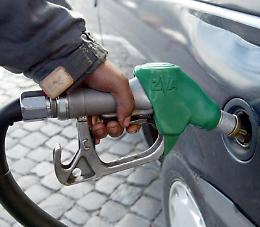 [IL CASO] Benzina gratis per tutti: un guasto "regala" mille litri agli automobilisti