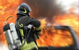 [ULTIM'ORA] Camion in fiamme sull'autostrada: tanta paura per l'autista e traffico in tilt
