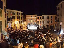 In estate il teatro è... tra le porte. Dal 12 luglio torna la rassegna con otto spettacoli
