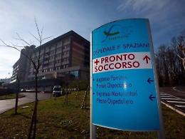 Incidente frontale, finisce in ospedale ma poi scappa. Ritrovato in un bar non vuole fare test