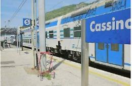 [LO SCANDALO] Doppia violenza sessuale sul vagone vuoto: arrestato in flagranza. Ma già liberato