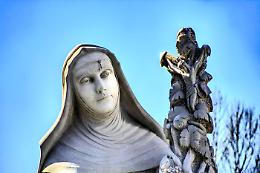 Ruba statuette sacre in chiesa: smascherato un uomo insospettabile