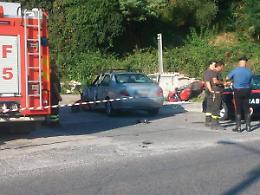 [LA RICOSTRUZIONE - FOTO] Incidente sulla Casilina: moto contro auto, muore il centauro
