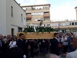 Funerale Andrea Coletta: centinaia di persone per l'ultimo saluto