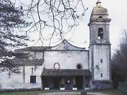 [Il caso] Battaglia aperta sul convento