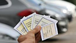 Auto senza assicurazione: aumenta il numero di chi non paga l'Rca. Ecco i principali motivi
