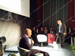 Presentazione del libro di Pirozzi: il sindaco non scioglie il nodo relativo alla candidatura