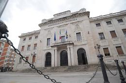 I costi della politica: su e gi&ugrave; per la provincia. Anche ad agosto