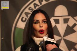 Nina Moric a Frosinone: "Stregata da CasaPound"