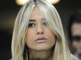 Dramma per Elena Santarelli: il figlio è gravemente malato. Lettera su Instagram