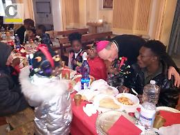Un pranzo di Natale per i poveri: l'iniziativa piace anche a Papa Francesco