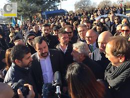 Ideal Standard: Salvini ai lavoratori "Romperò le scatole per voi"