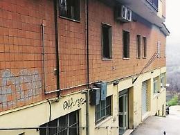 Furto al centro di formazione: svaligiato distributore di bevande, bottino magro