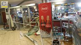 Frosinone, furto nella notte da Zambardino: bar devastato dai malviventi