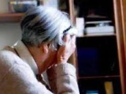 Anziana derubata: ladro si finge amico dei figli e le porta via i gioielli