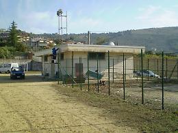 C'era una volta il campo sportivo San Lucio. Oggi è una discarica a cielo aperto