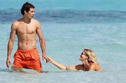 Elena Santarelli e Corradi festeggiano quattro anni di matrimonio