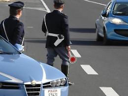 Auto sequestrata ma il carro attrezzi che deve trainarla è senza assicurazione
