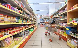 Ruba cibo e liquori per un valore di 25 euro: denunciato giovane marocchino