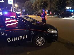 Viaggiavano con spranghe d'acciaio a bordo: bloccati due rumeni