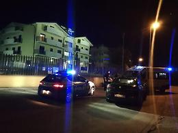 Solo e senza telefono: il dramma di un anziano allo stremo delle forze