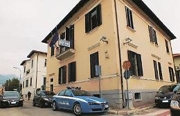 Violenta lite familiare: tenta di strangolare il fratello per un cortile