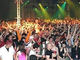 Rave party non autorizzato: denunciati tutti i 140 giovani partecipanti