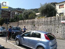 Uccide i due figli a colpi di pistola, sul posto i Ris per i rilievi