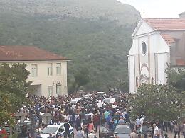 Strage familiare di Esperia: l'amaro risveglio del paese dopo l'addio