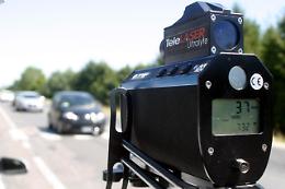Auto non in regola con revisione o assicurazione: telelaser in agguato