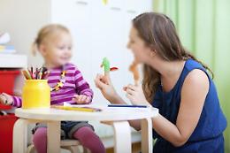 Baby sitter, boom di lavoratrici: nel Lazio le tariffe più care