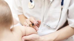 Caos vaccini, arriva l'Anagrafe unica vaccinale regionale