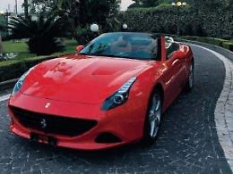 Scandalo patenti facili, la Ferrari California resta sequestrata