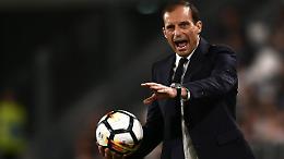 Frosinone - Juve: tifosi in attesa dei campioni. Ma l'arrivo potrebbe slittare
