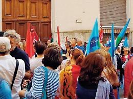 Crisi supermercati Coop, uno spiraglio per i lavoratori: "No alla cessione"