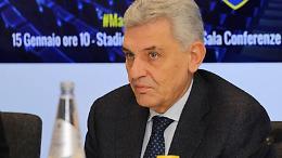 Frosinone calcio, Stirpe scrive ai tifosi: sosteneteci ancora, resteremo in A