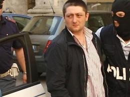 Schiavone jr. a giudizio: a tradire il boss la passione per le auto di lusso
