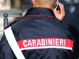 Con armi e proiettili in casa: quarantasettenne nei guai