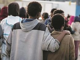Accoglienza profughi, la onlus Integra dice basta: scoppia il caso