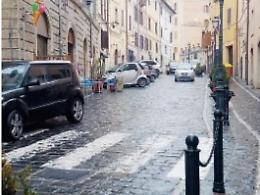 Ferentino, medico chirurgo rapinato mentre passeggia in pieno centro